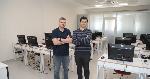 BTÜ den istilacı balon balığına karşı yapay zekâ hamlesi BTÜ denizlerdeki tehlikeyi yapay zekâ ile takip edecek Bursa Haberleri