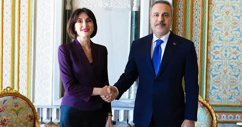 Bakan Fidan Gürcistan Başbakan Yardımcısı ve Dışişleri Bakanı Botchorishvili ile görüştü
