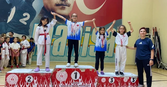 İlk müsabakalarında madalyaya ulaştılar Manisa Haberleri