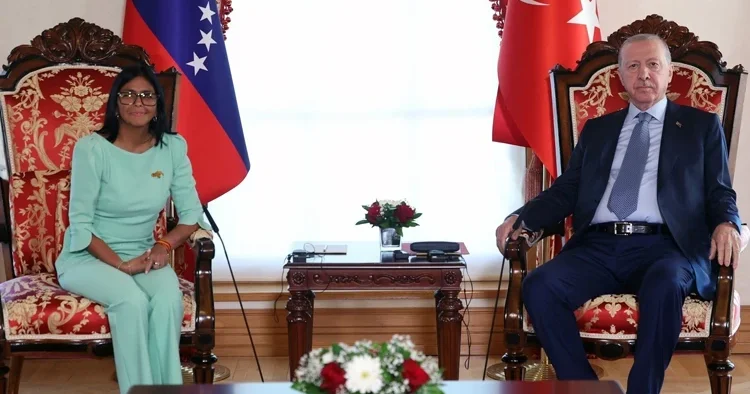 Cumhurbaşkanı Erdoğan dan Venezuela ile yeni hamle... Ticaret hedefi 3 milyar dolar