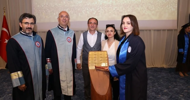 BEUN da Denizcilik ve Turizm Fakültesi mezunları geleceğe ilk adımlarını attı Zonguldak Haberleri