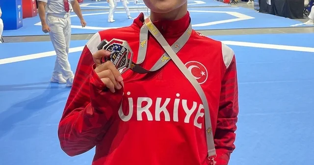 Denizlili sporcu Almanya dan gümüş madalya ile döndü Denizli Haberleri