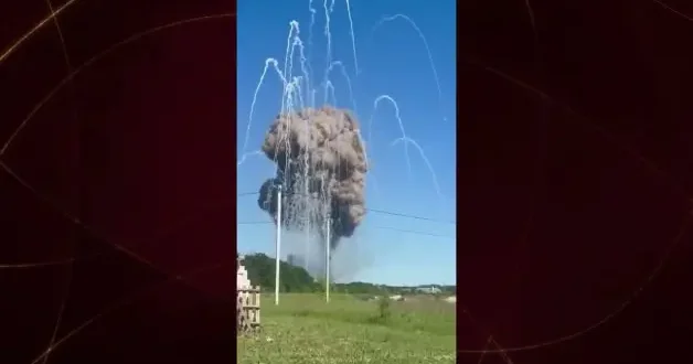 Rusya da mühimmat deposu patladı!