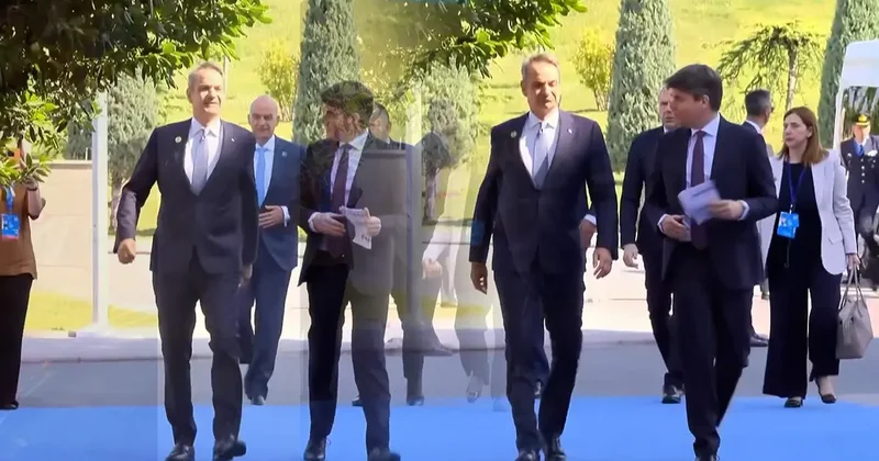 Miçotakis ten Sahte Kabadayı yürüyüşü!