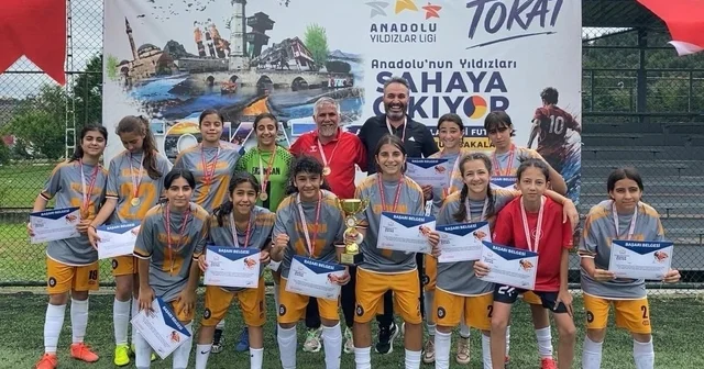 ANALİG de grup birincisi olan Erzincan şampiyonaya katılacak Erzincan Haberleri Habertürk Yerel Haberler