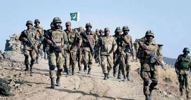 Pakistan da operasyon: 54 militan, 38 güvenlik görevlisi öldü