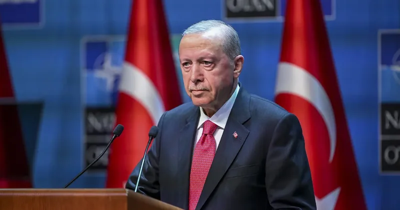 Cumhurbaşkanı Erdoğan dan NATO Zirvesi kritik açıklamalar! NATO birbirine bağlı değil güç katan bir birlik olmalı