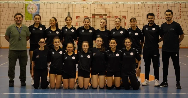 Rize nin genç voleybolcuları, gözünü Anadolu Yıldızlar Ligi kupasına dikti Rize Haberleri Habertürk Yerel Haberler