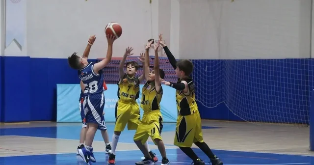Minik basketbolcular kupalarına kavuştu Sivas Haberleri Habertürk Yerel Haberler