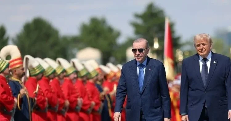 Cumhurbaşkanı Erdoğan’dan alkışlanan Yeniçeri cevabı