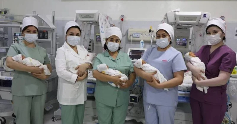 Özbekistan da nadir görülen mucize: 32 yaşındaki kadın beşiz dünyaya getirdi