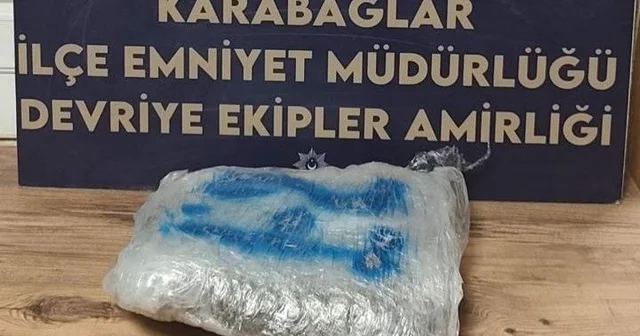 Polisten kaçan motosikletliden 1 kilo 200 gram uyuşturucu çıktı İzmir Haberleri Habertürk Yerel Haberler