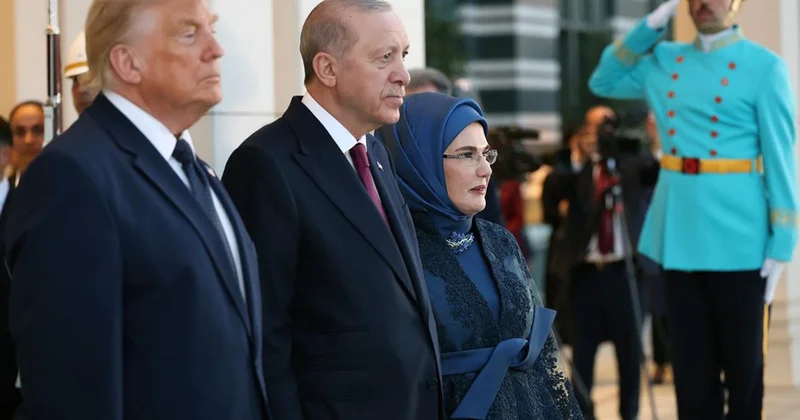 Trump resepsiyon yemeğine 10 üzerinden 12 puan verdi