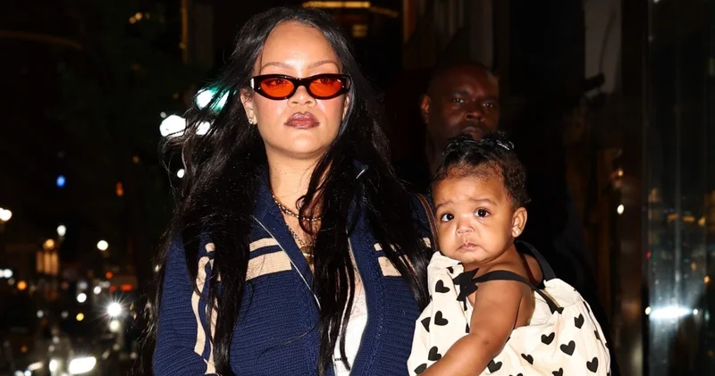 Rihanna kızı Rocki ile akşam yemeğine çıktı