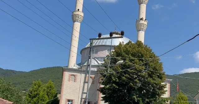 Muhtarlık anons sistemindeki tadilat sırasında cami hoparlörlerinden müzik sesleri yükseldi Amasya Haberleri Habertürk Yerel Haberler