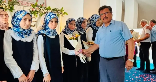 Merkezefendi de hafızlık gururu 7. sınıfa başlamadan hıfzını tamamladı Denizli Haberleri Habertürk Yerel Haberler