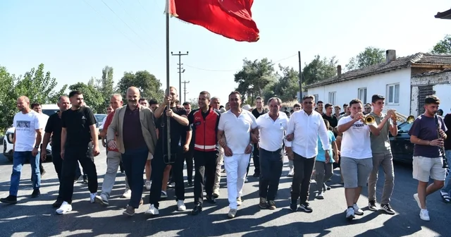İvrindi de Ahmet Akın a davullu zurnalı karşılama Başkan Akın: Hemşehrilerimin memnuniyeti benim en büyük motivasyonum Balıkesir Haberleri Habertürk Yerel Haberler