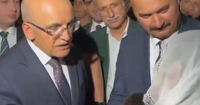 Çocukları için iş isteyen kadına Mehmet Şimşek ten Kürtçe cevap Sözcü Gazetesi