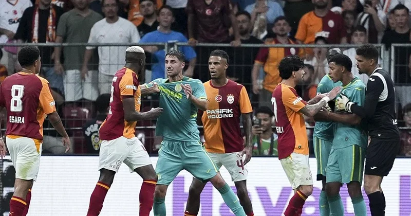 Galatasaray a Villarreal ile hazırlık maçında kırmızı kart şoku