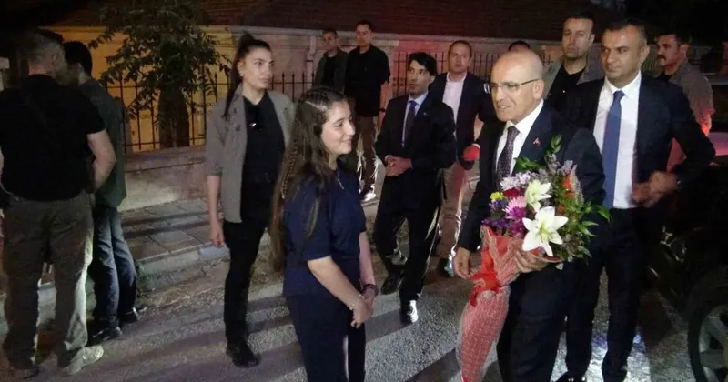 Bakan Şimşek, Gercüş’te toplu açılış törenine katıldı