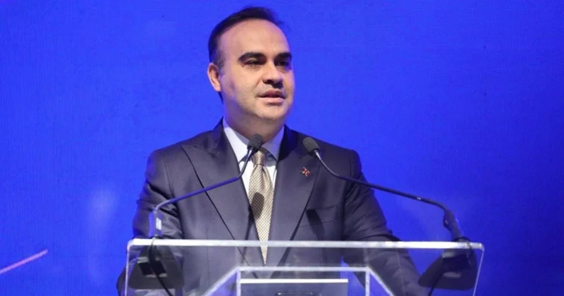 Bakan Kacır: Türk bilim insanları 10 Antarktika, 6 Arktik bilim seferi gerçekleştirdi
