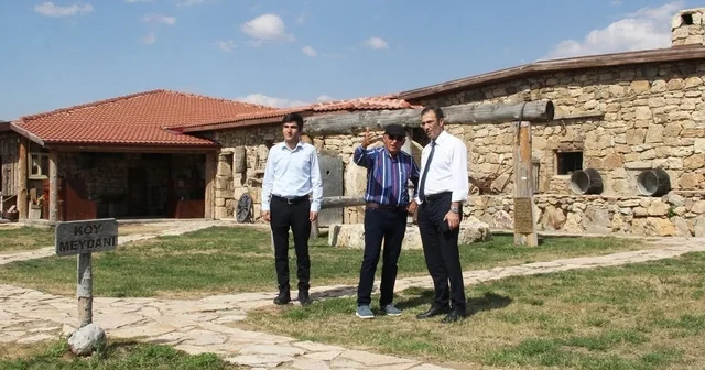 KUDAKA ile Kenan Yavuz Etnografya Müzesi arasında kültürel miras ve turizm iş birliği görüşmesi Bayburt Haberleri Habertürk Yerel Haberler