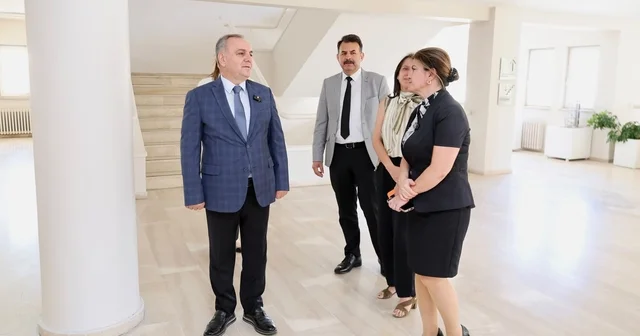 Rektör Prof. Dr. Altun, Mimarlık Fakültesi ndeki tamamlanan tadilat çalışmalarını yerinde inceledi Kayseri Haberleri Habertürk Yerel Haberler
