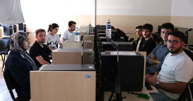 Medikal sanayide dijital dönüşüm Samsun da gençlere yönelik uygulamalı CAD/CAM eğitimi Samsun Haberleri Habertürk Yerel Haberler