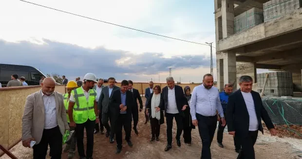 Gaziantep haberleri Başkan Şahin, Karkamış ta devam eden Gazi Konut Projesini inceledi 08 Eylül 2026
