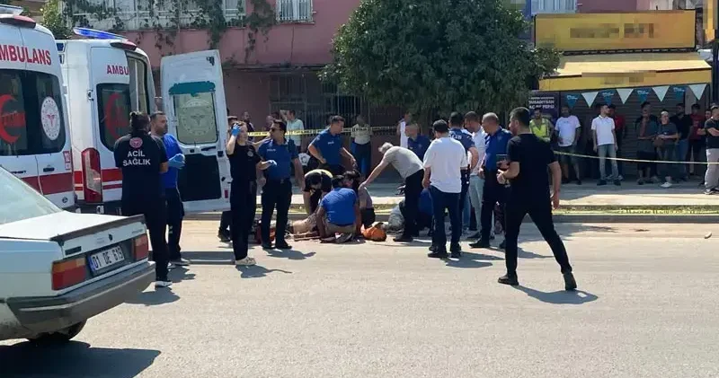 Adliyeden çıkan aileye silahlı saldırı: 1 ölü