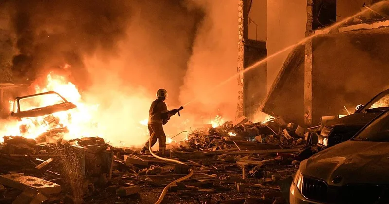 Barış sinyalleri havada kaldı! Şehir merkezini bombaladılar