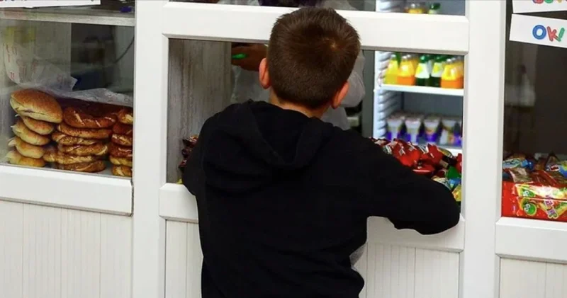 OKUL KANTİN FİYATLARI BELLİ OLDU! 2026 2027 güncel okul kantin fiyatları ne kadar, bir tost ve ayran kaç TL oldu?