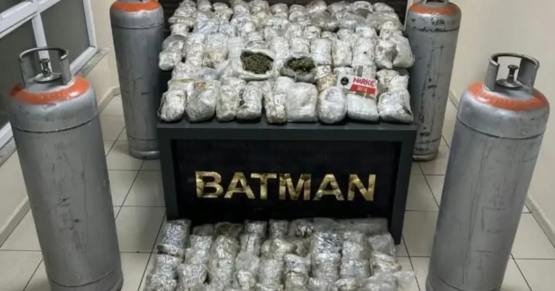 Batman’da sanayi tüplerine zulalanmış 87,5 kilo skunk ele geçirildi
