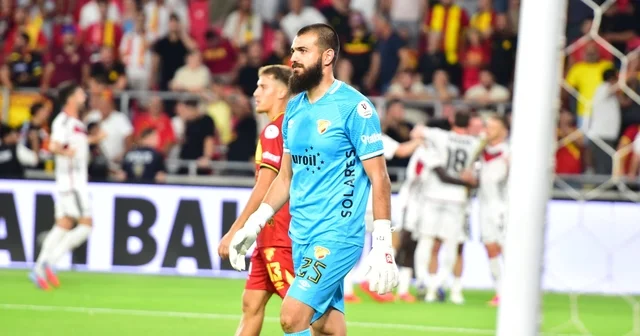 Göztepe nin file bekçisi Luka Gugeshashvili: Bugün yaptığınız şey taraftarlık değildir İzmir Haberleri Habertürk Yerel Haberler
