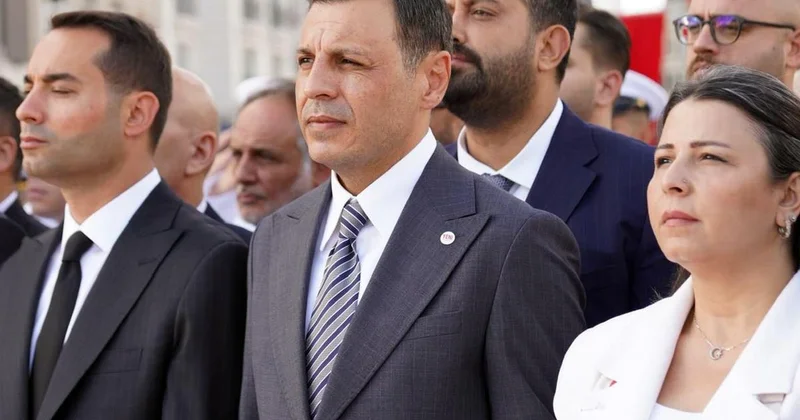 Özgür Çelik, Üsküdar da AK Parti ye oy veren ismi açıkladı