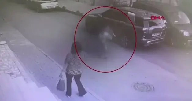 Küçükçekmece de akraba kavgasında sokakta oynayan çocuk vuruldu