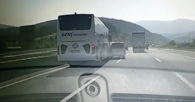 Yolcu otobüsünün önünde takla atan araçtan acı haber: Üniversite öğrencisi hayatını kaybetti Bolu Haberleri Habertürk Yerel Haberler