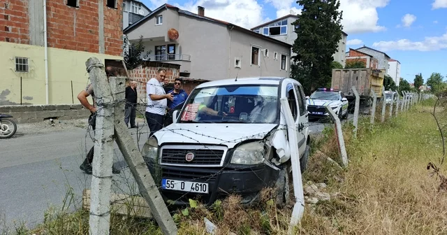 Direksiyonda rahatsızlanan genç dolmuş sürücüsü mezarlığın tel örgüsüne çarptı Samsun Haberleri Habertürk Yerel Haberler
