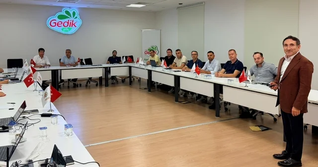 Gedik Piliç geleceğe güçlü organizasyon yapısıyla hazırlanıyor Gedik Piliç te dayanıklılık teması ele alındı Uşak Haberleri Habertürk Yerel Haberler