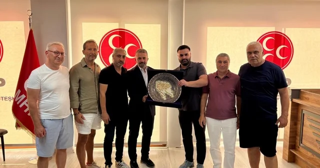 Esnaflar, MHP Kuşadası İlçe Başkanı Taşdemir ile görüştü Aydın Haberleri Habertürk Yerel Haberler