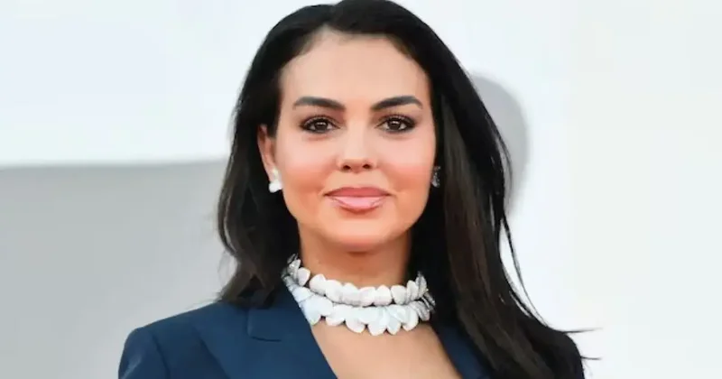 Kameralara poz vermek isterken tepki yağdı! Georgiena Rodirguez in kırmızı halıdaki zor anları
