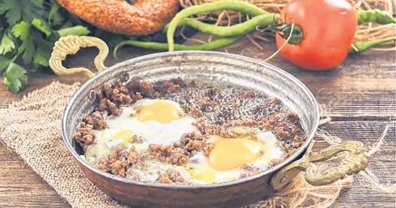 İDİL AÇIKALIN Ana yemek olarak yumurta