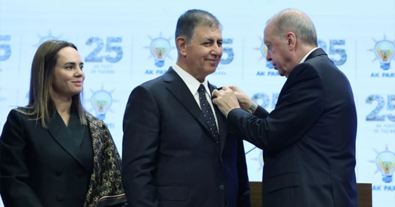Cemil Tugay AK Parti’ye katıldı: Rozetini Cumhurbaşkanı Erdoğan takt Son Haberler
