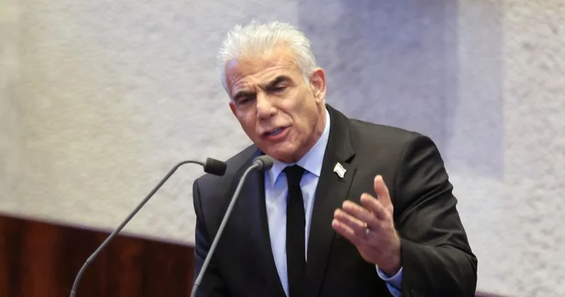 Lapid, Netanyahu hükümetinin tutumundan dolayı İsrail in dünyada daha da yalnızlaştığını söyledi Dış Haberler