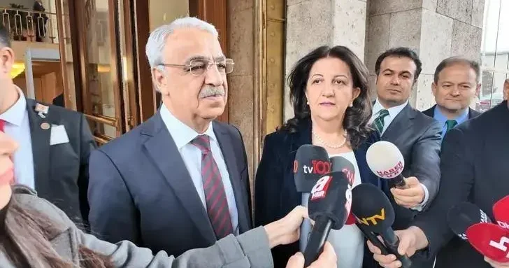DEM Parti İmralı heyeti üyeleri Buldan ve Sancar; AK Parti Genel Başkanvekili Ala, Grup Başkanı Güler ve Parti Sözcüsü Çelik ile görüştü.