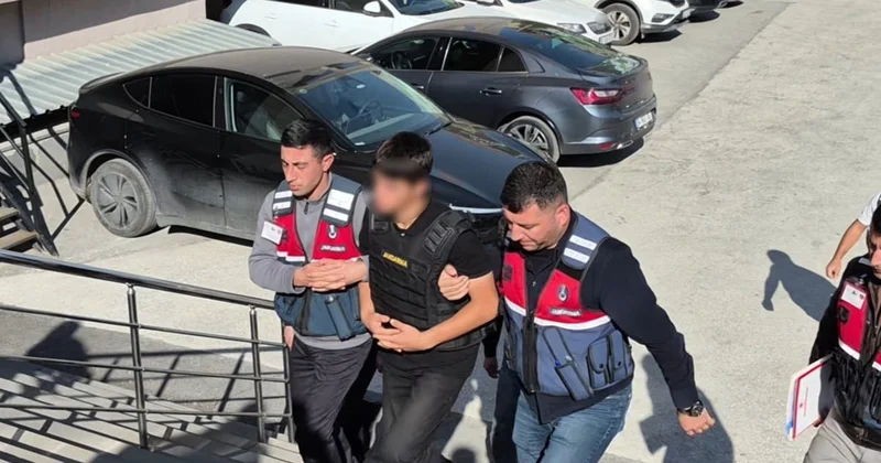 Eskişehir de amcası silahla vurulup ölen 15 yaşındaki şüpheli A.A. adliyeye sevk edildi