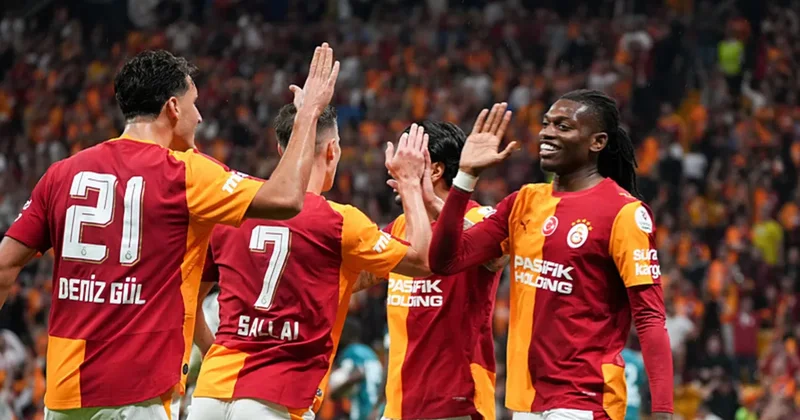 Galatasaray 30 günlük yoğun maç trafiğine giriyor