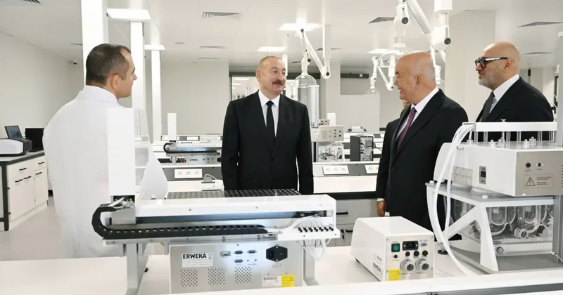 Azerbaycan ın en büyük ilaç fabrikası kuruldu! Türk şirketi dev projeye imza attı
