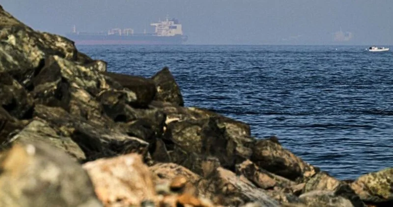 Katar açıklarında 1 tanker vuruldu Dış Haberler