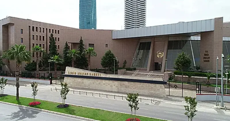 İzmir’de inşaat firmasına operasyon